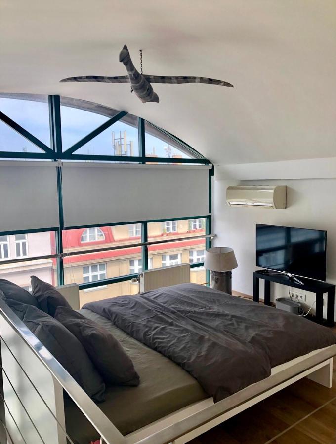 Romantic Studio With Jacuzzi Prague Extérieur photo